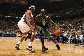 星空体育下载-费德勒跨界篮网，传奇的另一种绽放